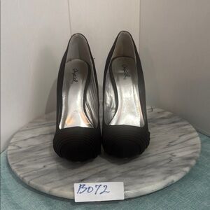 Qupid Black Peep-Toe Heels